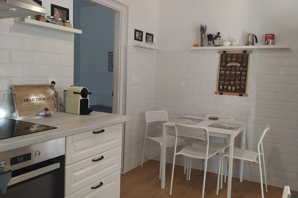 Flora House 3 Minutes From Lake Balaton Keszthely Ngoại thất bức ảnh