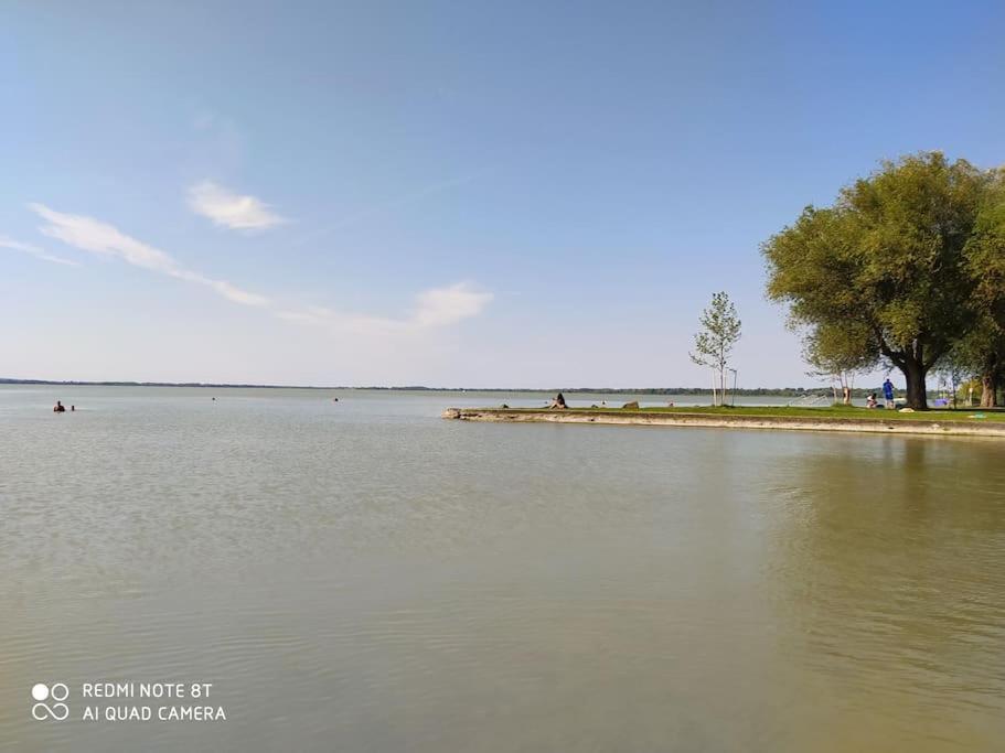 Flora House 3 Minutes From Lake Balaton Keszthely Ngoại thất bức ảnh